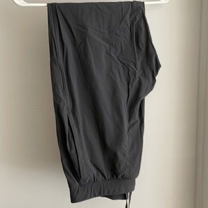 Lululemon surge jogger